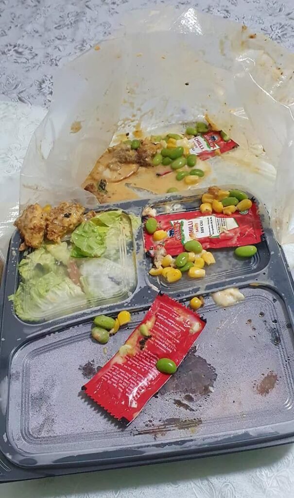 lunch box leaking in bag real example